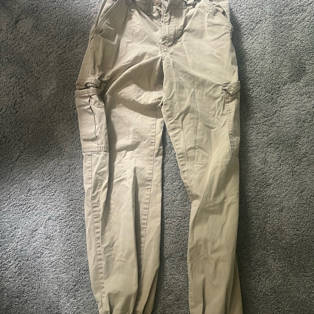 Women’s Tan Cargo Pants